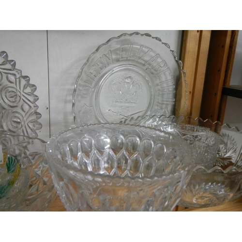 532 - A large lot of good glass ware. COLLECT ONLY.