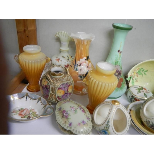 538 - A mixed lot of glass ware including Victorian, vases etc.,