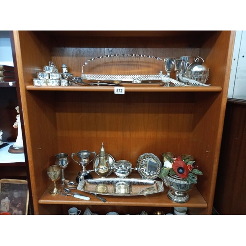 572 - A good selection of silver plated items (2 shelves)