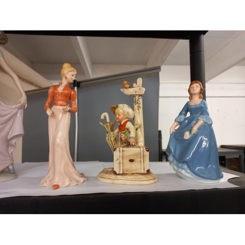 606 - 6 figurines including Capo-di-monte & Nao (1 A/F)