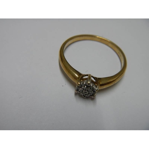 4 - A 9ct gold ring, size R, 2.1 grams.