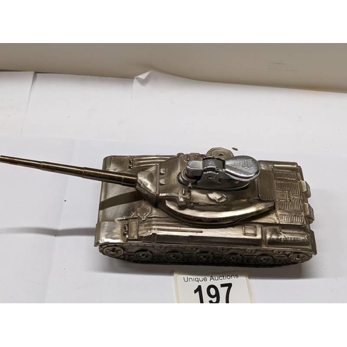 197 - A plated table lighter in the form of a tank,