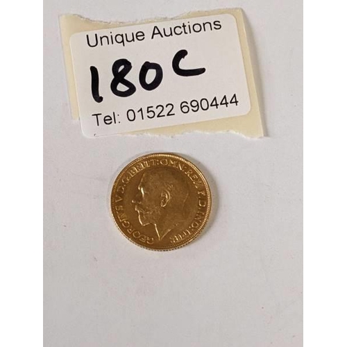 180C - A George V 1911 gold sovereign.