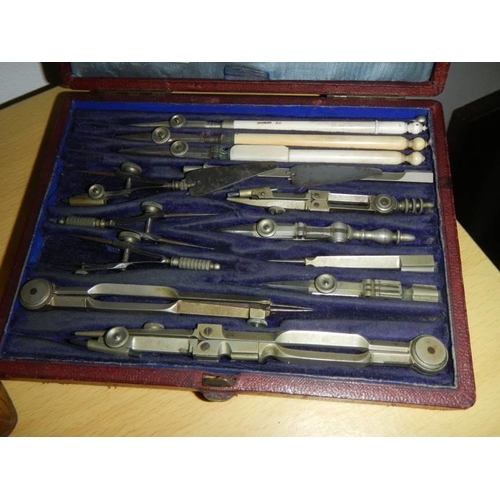 417 - Set of high quality draughtsmen instruments By Stanley, Gt Turnstile, Complete in original silk line... 