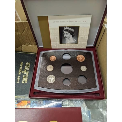 200T - A collection of proof sets, part proof sets, sealed Royal mint sets etc.,