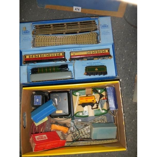 474 - A Hornby Dublo boxed train set and other model railway items.