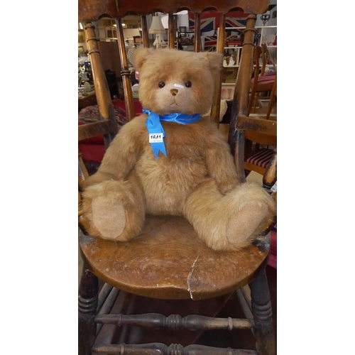 1641 - A Gund collectors bear COLLECT ONLY.