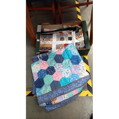 560D - A single size patchwork blanket & 4 others