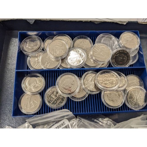 200K - A collection of approximately 52 uncirculated alphabet 10p coins.