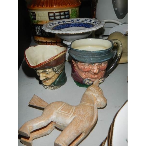 147 - A mixed lot of tea ware etc.,