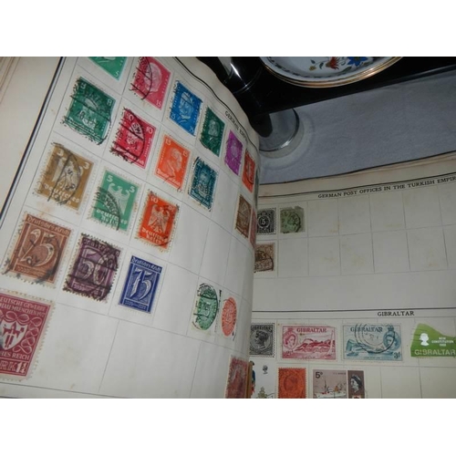 83 - A good mixed lot of postage stamps.