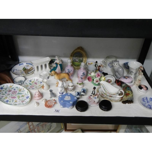 741 - A good lot of ceramics including Minton, Coalport, Aynsley etc.,