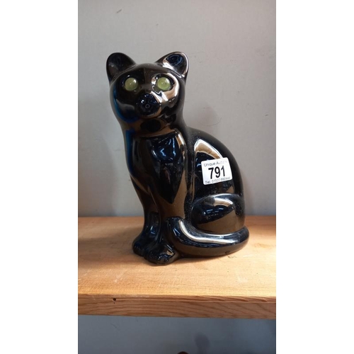 791 - 2 pottery cat ornaments