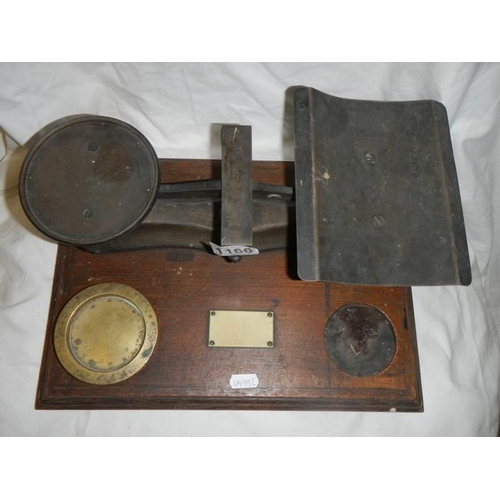 1166 - A set of Victorian brass postal scales.