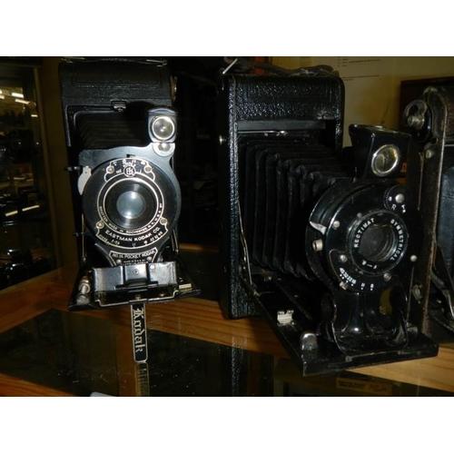 1173 - Six vintage folding camera's.