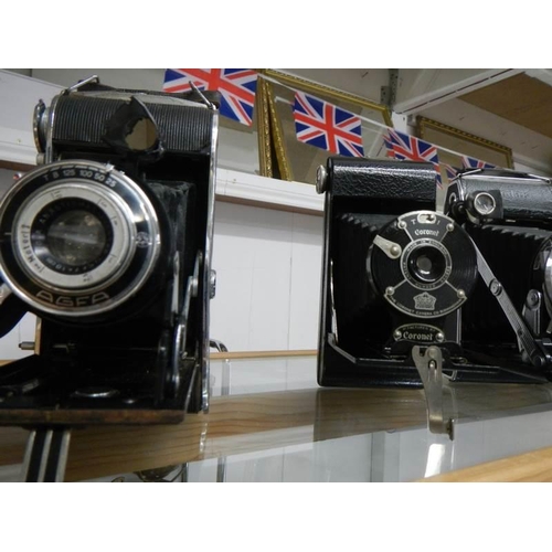 1174 - Six vintage folding camera's.