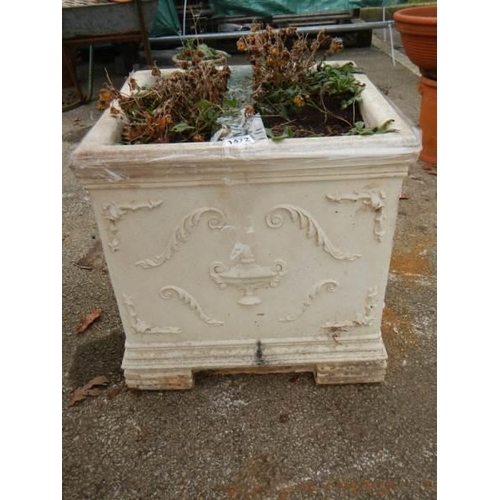 1472 - A heavy square garden planter, COLLECT ONLY.