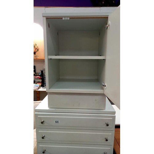 924 - A pair of STAG white 4 drawer chest of drawers & a beside cupboard