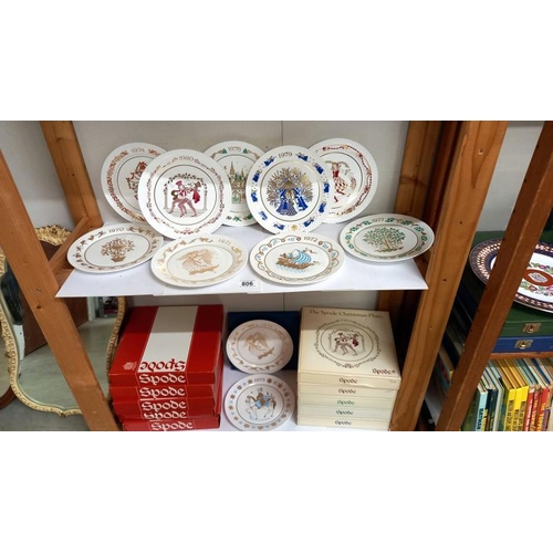 806 - 11 Spode collectors plates