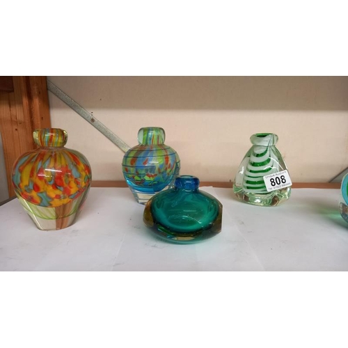 808 - 7 heavy art glass bud vases