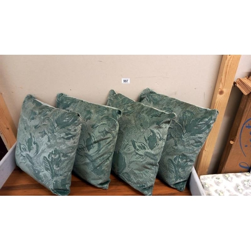 997 - 4 cushions