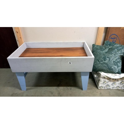 998 - A raised bed for flower pots or a sand pit