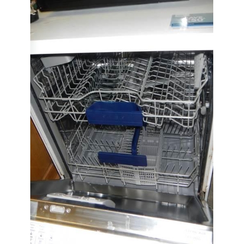 772 - A Seimens dishwasher, COLLECT ONLY.