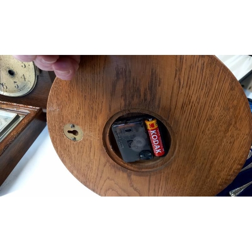 19 - A 1930's oak mantle clock (no glass), aneroid barometer & a round wall clock