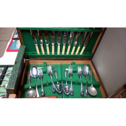 23 - 3 cased sets of cutlery, a cased set (incomplete) & an inlaid box