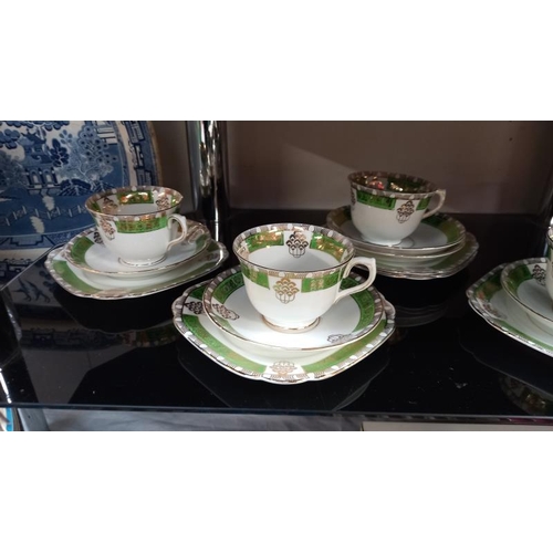 39 - A 37 piece vintage 'St Michael' tea set,  COLLECT ONLY