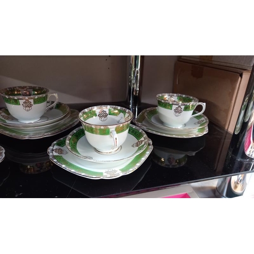 39 - A 37 piece vintage 'St Michael' tea set,  COLLECT ONLY