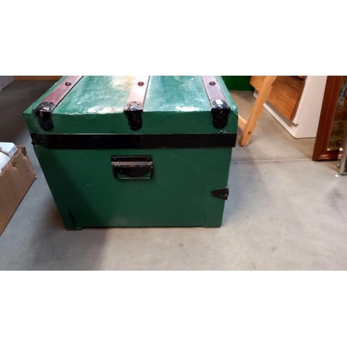8 - An old painted steamer trunk - 80cm x 47cm x 39cm high. COLLECT ONLY