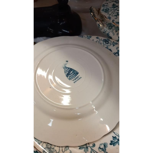 124 - Approximately a 38 piece vintage dinner set 'Ascot' by Burslem. COLLECT ONLY