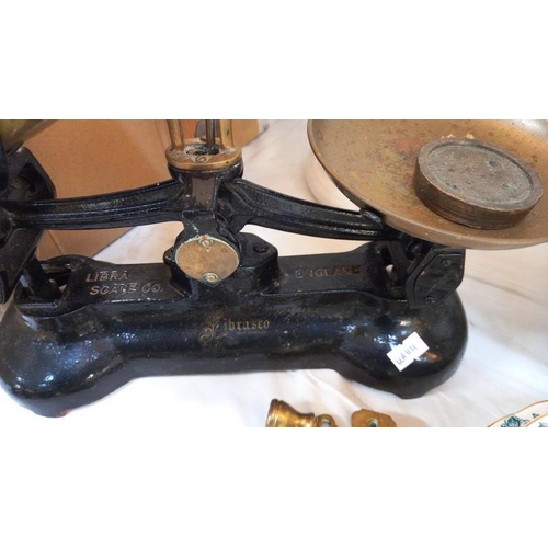 126 - A Librasco set of scales & quantity of brass weights