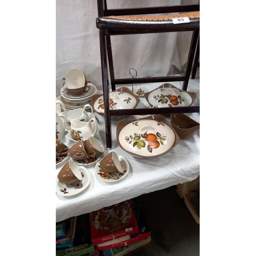 84 - A vintage Midwinter dinner set (approximately 69 pieces) COLLECT ONLY