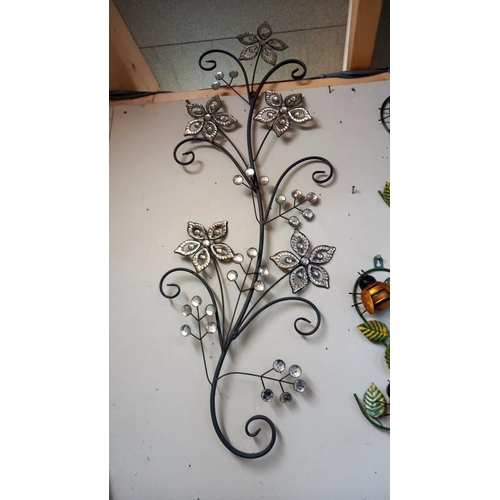 97 - 5 metal garden wall hangings of Peacock & bumble bees etc. COLLECT ONLY