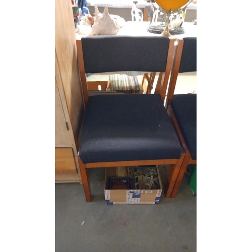 204 - A set of 4 office/waiting room chairs