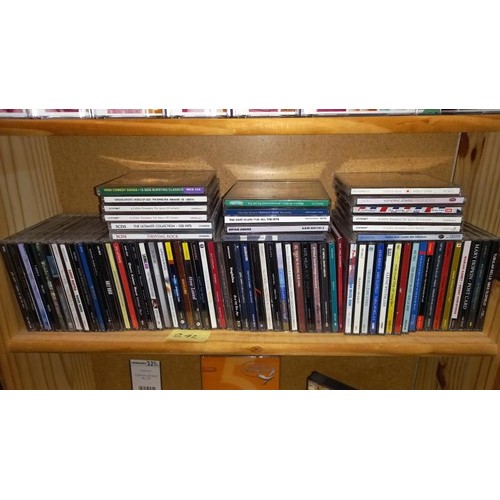 242 - A large collection of cd's, various artists