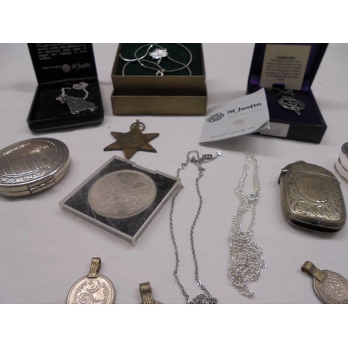 2009 - Two Celtic necklaces, a maple leaf brooch and a quantity of coins made in to pendants,