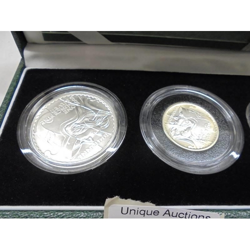 2043 - A cased silver proof 2003 Britannia collection coin set.