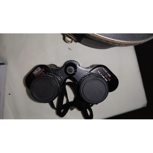 36 - A Prinzolux Spacemaster 8x30 Binoculars with case