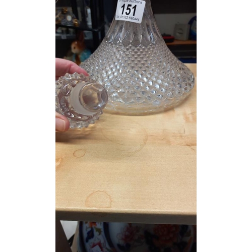 151 - A ship's style decanter