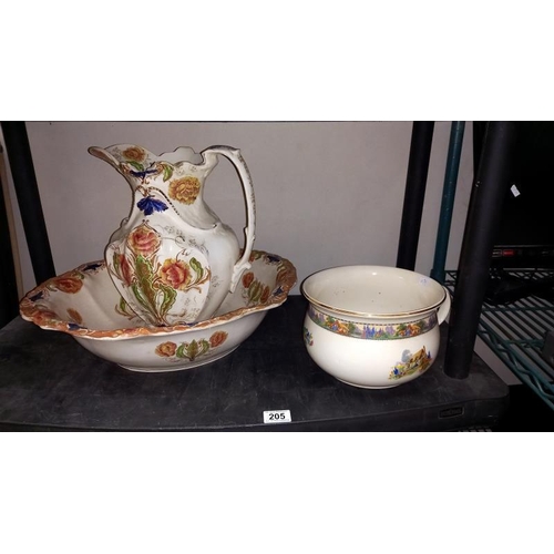 205 - A Victorian wash jug and basin and a cottage printed chamber pot