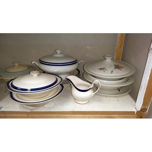 222 - A quantity of Royal Doulton tumbling leaves tureens and others