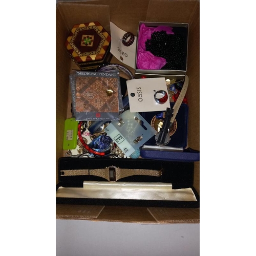 362 - A box of miscellaneous items including costume Jewellery