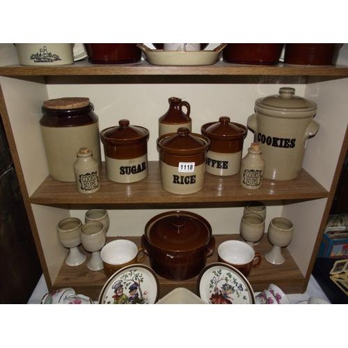 1118 - A good lot of stoneware etc, mainly by Pearsons of Chesterfield  COLLECT ONLY