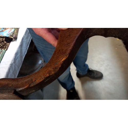 1128 - A 19th century oak pub/cricket table on centre column tripod base, top diameter 56cm, height 72cm CO... 