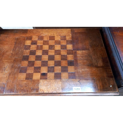 1501 - A Victorian inlaid mahogany tea table with chess board top, 74cm x 47cm x 63cm high, COLLECT ONLY