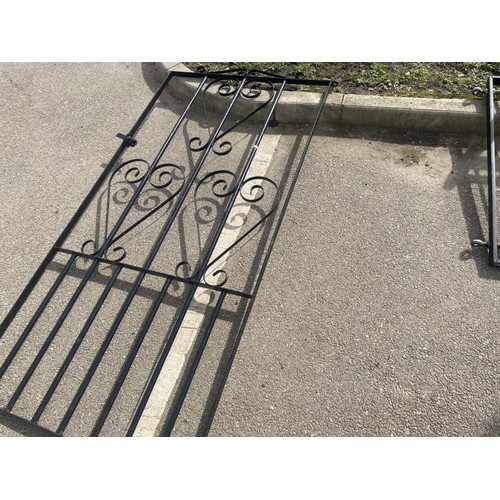 412 - An excellent metal gate set with gates, post and door