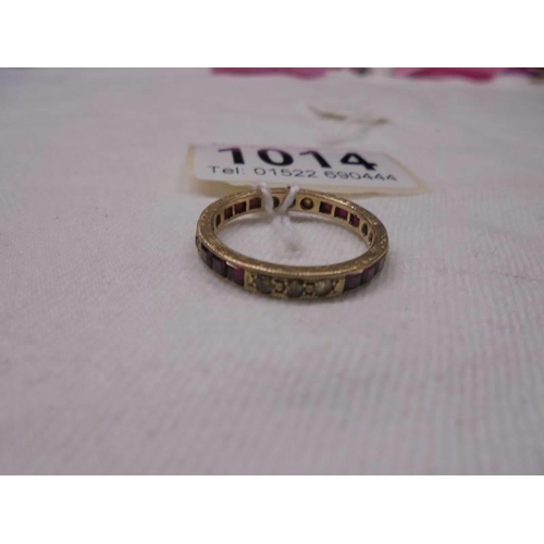 1014 - A 9ct gold eternity ring, size R, 2.5 grams.